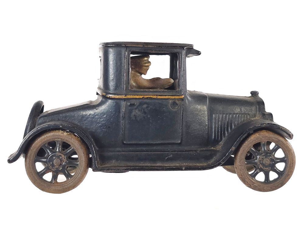 Lot 443: Arcade Cast Iron Chevy Coupe