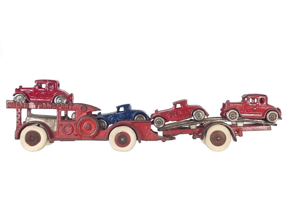 Lot 451: Hubley Nucar Auto Transport w/Vehicles Cast Iron