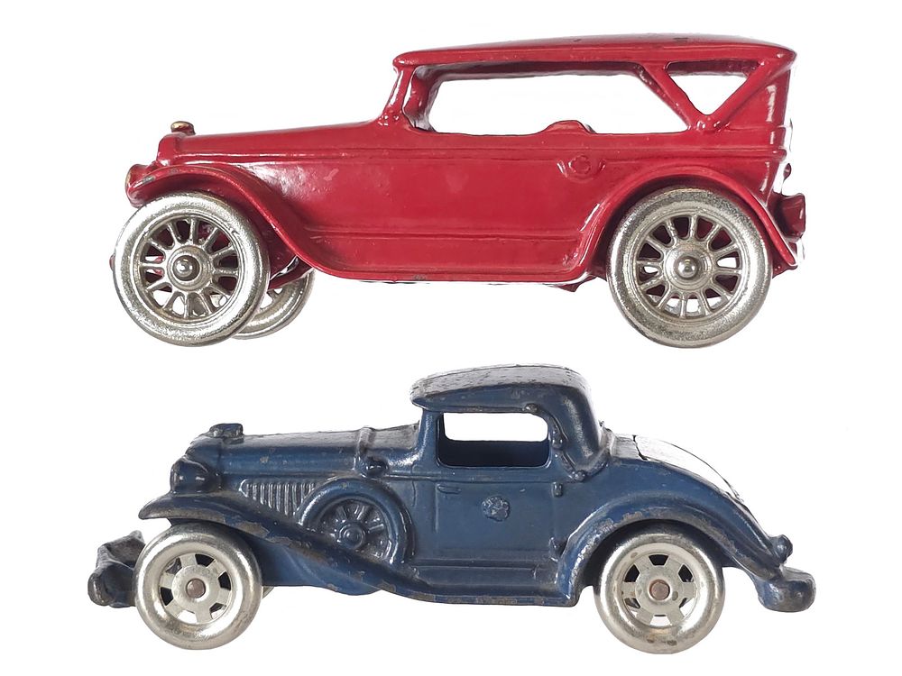 Lot 585: (2) A.C. Williams Red Lincoln & Red/Blue REO Cars