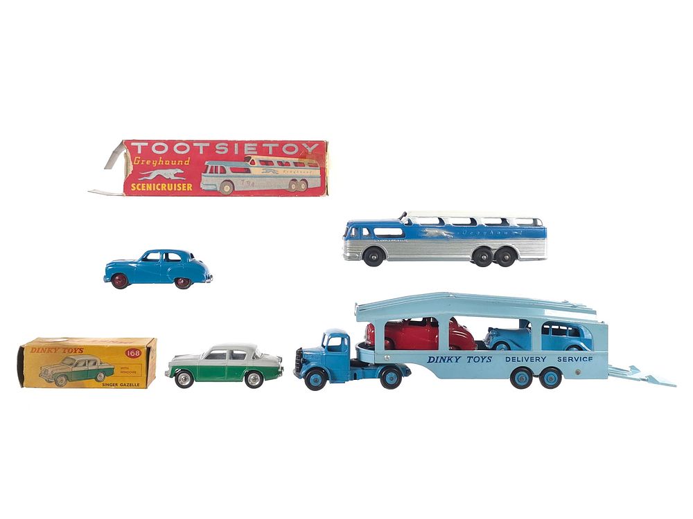 Lot 617: (4) Cast Iron Dinky & Tootsietoy Toys