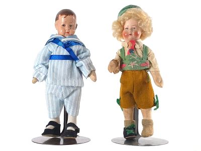 (2) Pair of Early Bing Art 6.5" Dolls. Two early Bing Art dolls are offered together, each 