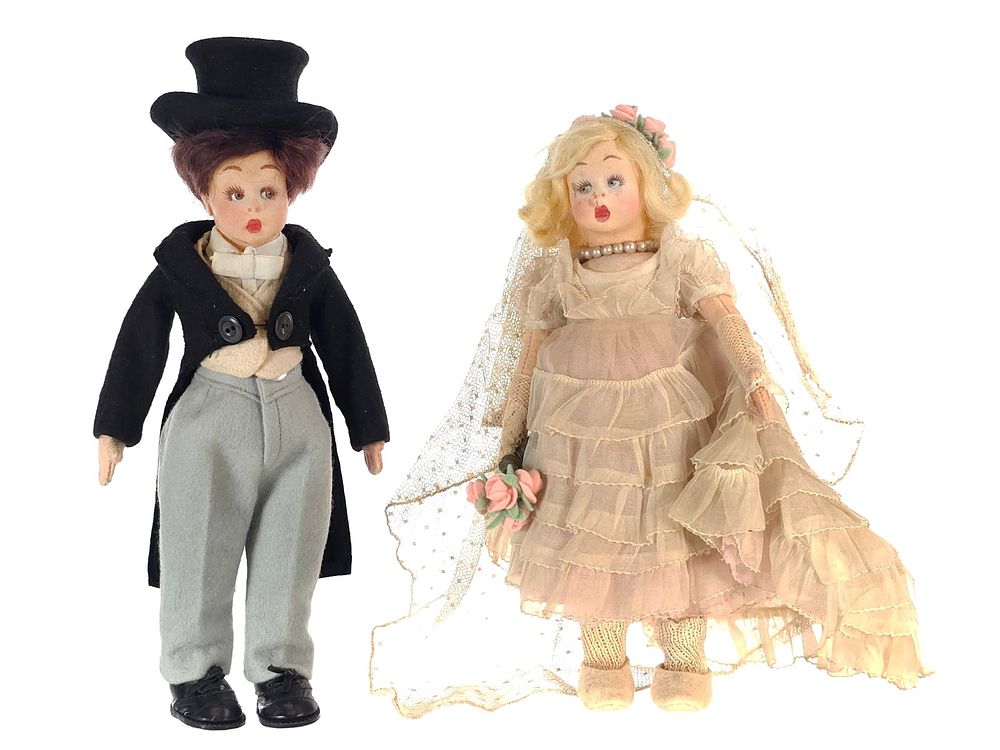 Lot 639: (2) 1930s Lenci Bride & Groom Dolls NM in Boxes Rare