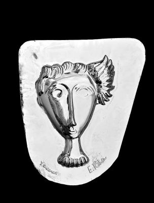 Yosl Bergner - Yosl Bergner. Tin relief Of Ephraim Kishon 
Length: 12 cm 
Width: 10.50 centimeters 
