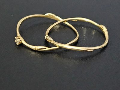 שתי {טבעות} חישוקים מזהב 14 קראט משקל 1.3 , פגם עקומים