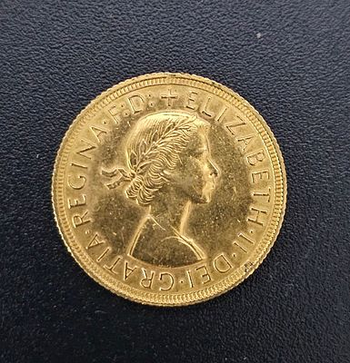מטבע סוברין אליזבט השניה מזהב 916 משקל 7.98 גרם שנת1958