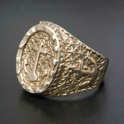 טבעת לגבר מכסף עוגן בחזית הטבעת , מידת הטבעת 11