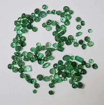 אבני אמרלד לשיבוץ משקל 16.5 קראט [צבע ירוק בקבוק יפה]