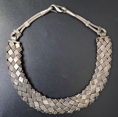 ענק לצוואר גדול מכסף שזור אורך הענק 36 ס"מ משקל 101 גרם