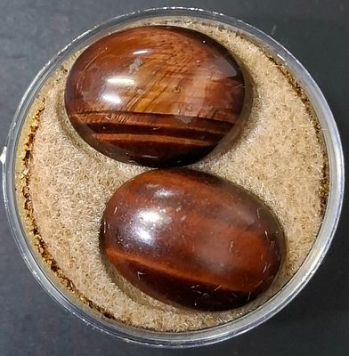 אבן טבעית לשיבוץ במשקל 14 קראט