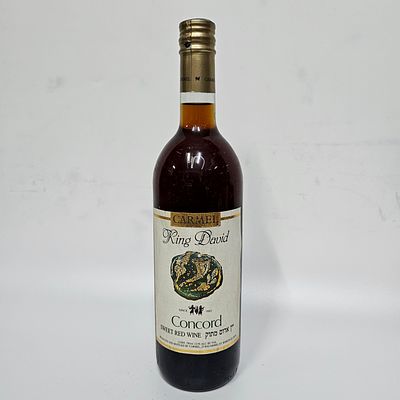 יין קונקורד - יקבי כרמל מזרחי. 
יין אדום מתוק. 
750 מ"ל, 12.5 אחוז אלכוהול. 
