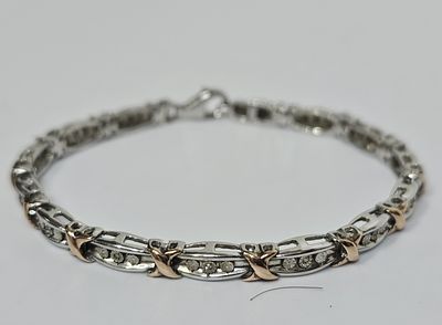 צמיד מכסף 925 משולב זהב 14 קראט ויהלומים זעירים אורך הצמיד 19 ס"מ משקל 12 גרם, פריט זה הגיע מחו"ל