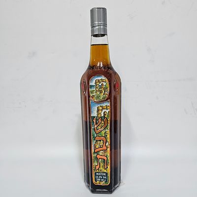 יין שבת - יקבי כרמל מזרחי. 
יין אדום מתוק. 
700 מ"ל, 15.5 אחוז אלכוהול. 
בהשגחת חוג חת"ס ב"ב 