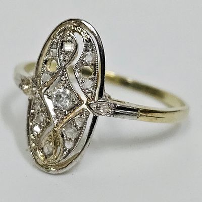 טבעת מזהב 14 קראט משובצת יהלומים 15 יהלומים בליטוש ישן משקל היהלומים כ 30 נקודות חסרים 2 