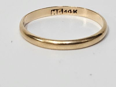 טבעת מזהב 18 קראט במשקל 2.5 גרם
