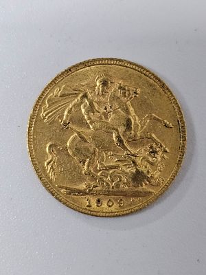 מטבע סוברין [ג'ורג] מזהב 916 במשקל 7.98 גרם שנת 1909