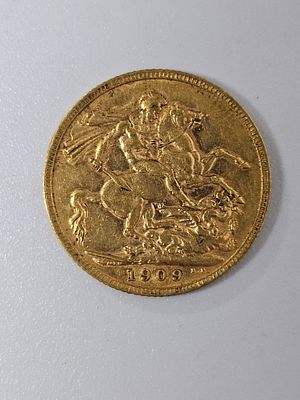 מטבע סוברין [ג'ורג] מזהב 916 במשקל 7.98 גרם שנת 1909
