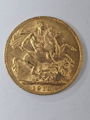 מטבע סוברין [ג'ורג] מזהב 916 במשקל 7.98 גרם שנת 1910