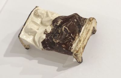 Лотош Роберт. Сон. 
2013 г. 
Керамика. 4,5х11х8 см. Работа в хорошем состоянии, за авторской 