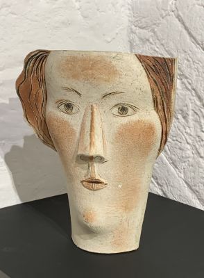 Богданова Людмила. Авторская керамика. Ваза для сухих цветов &laquo;Александра&raquo;.
1970-80-е гг., шамот 