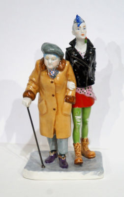 Белкин Анатолий. На Невском. 2019 г. Фарфор, ИФЗ, 5/50. 18х9х7,5 см. Работа в хорошем состоянии 