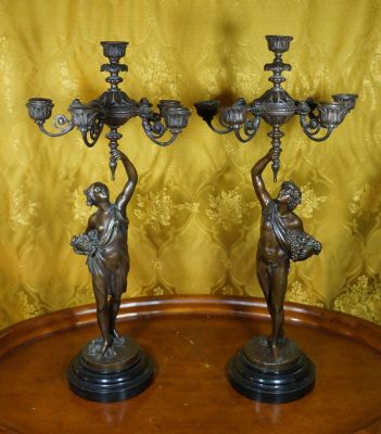 Парные канделябры на 5 свечей, патинированная бронза, конец 19 века, подставки из черного 