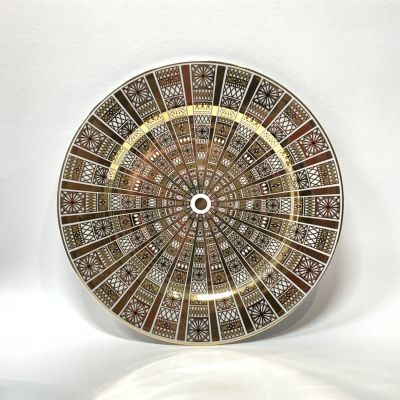 Декоративная тарелка Императорского фарфорового завода. Золотой орнамент. 2000-е гг., фарфор 