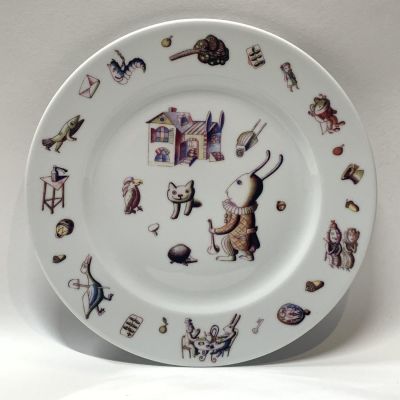 Тарасюк Иван. Алиса в стране чудес. 2000-е гг., декоративная тарелка, фарфор, полихромное 