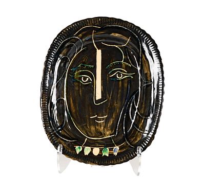 ** Pablo Picasso - ** Pablo Picasso 1881-1973 (Spanish) Visage de femme white earthenware platter 