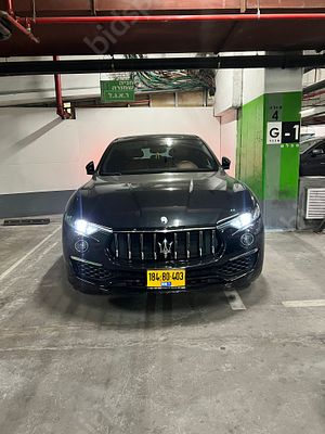 מזראטי לבנטה מודל 2022. יד נוכחית: ראשונה, בעלות נוכחית: פרטי
צבע: שחור מטאלי, מנוע: בנזין 