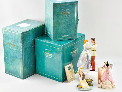 WALT DISNEY CLASSICS COLLECTION CINDERELLA SERIES FIGURINES. Includes Walt Disney Classics 