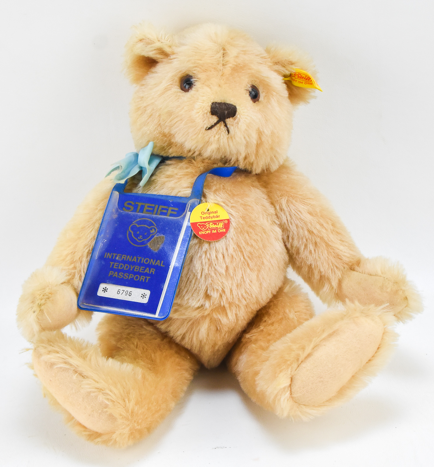 STEIFF "PASSPORT BEAR"