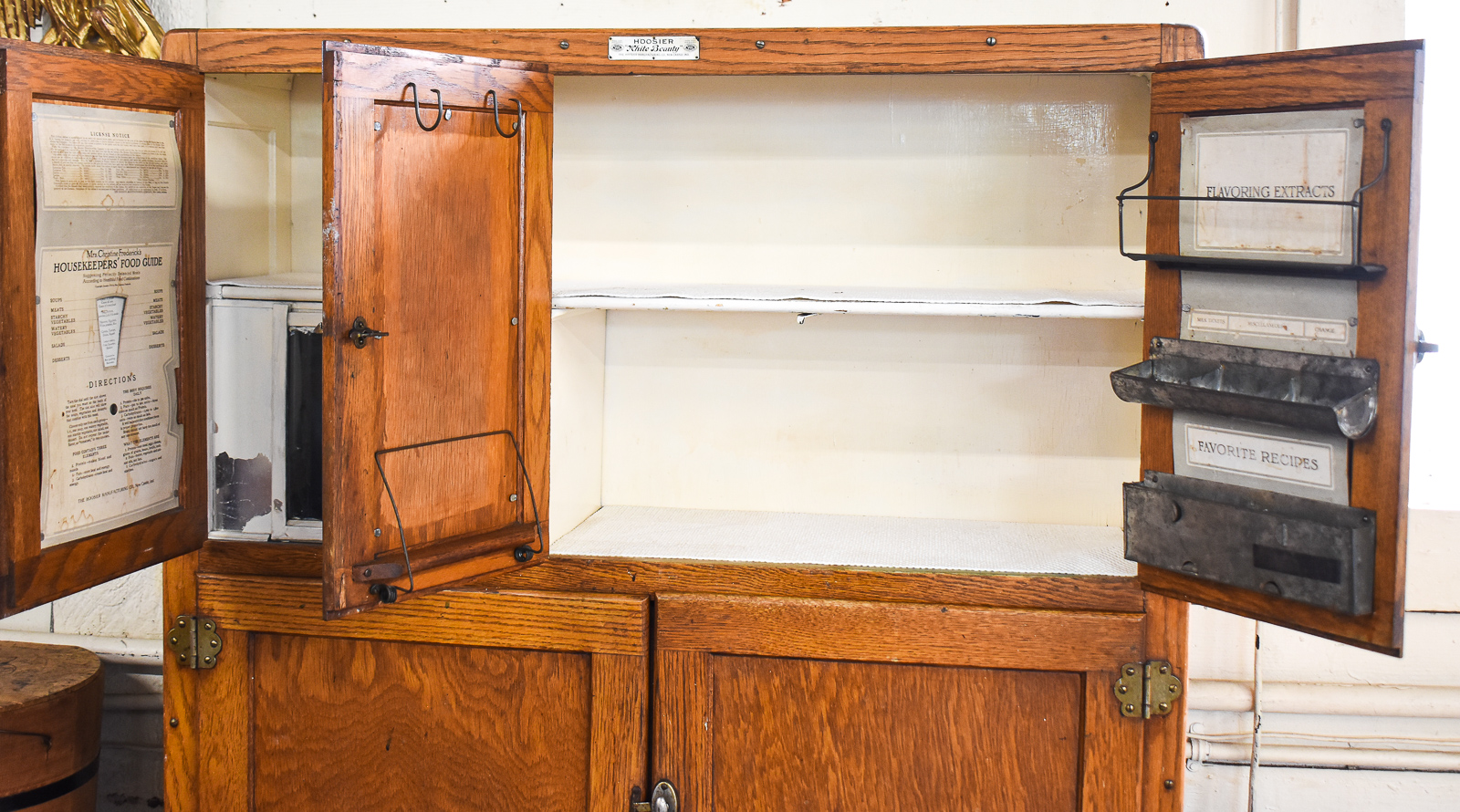 THE HOOSIER MANUFACTURING COMPANY "WHITE BEAUTY" CABINET