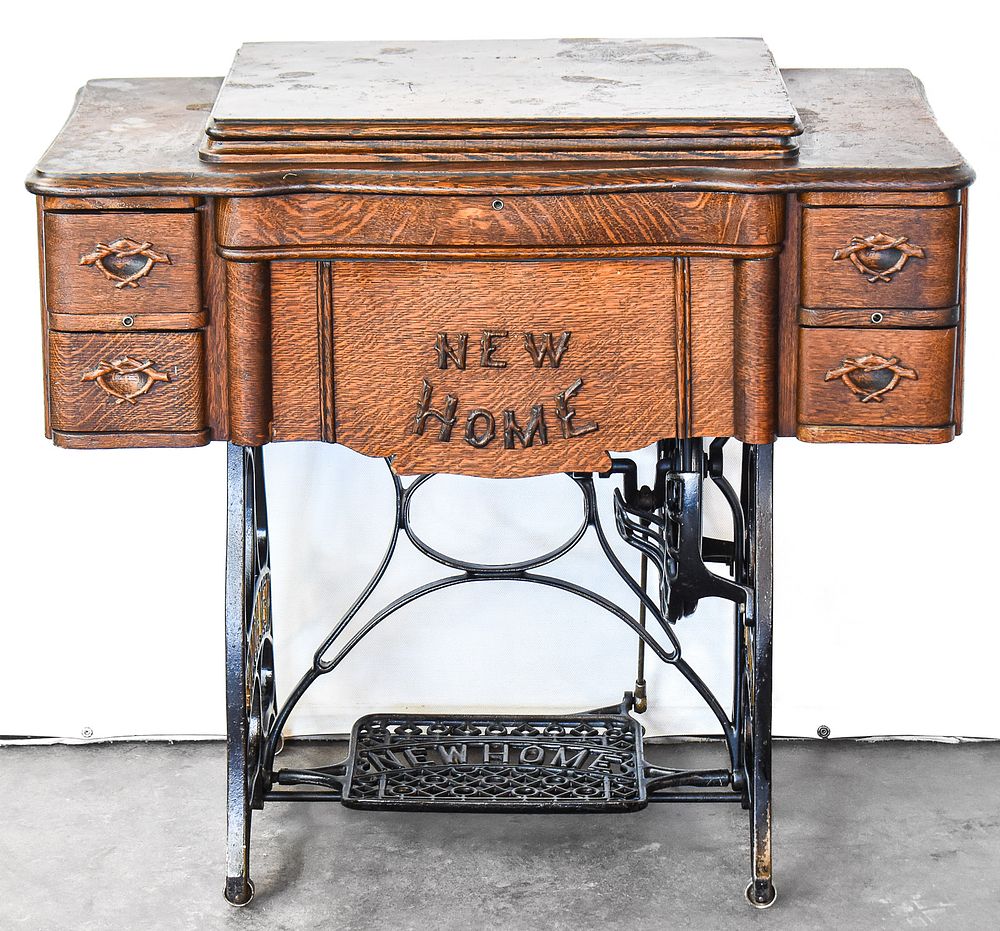 JANOME 712T TREADLE SEWING MACHINE WITH NEW HOME "SERIES A" SEWING TABLE
