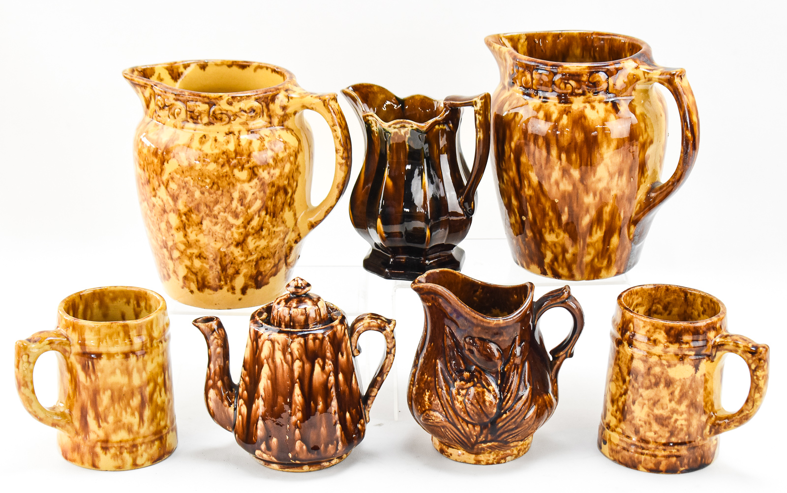 AMERICAN ROCKINGHAM STYLE POTTERY: PITCHERS, MUGS, AND TEAPOT
