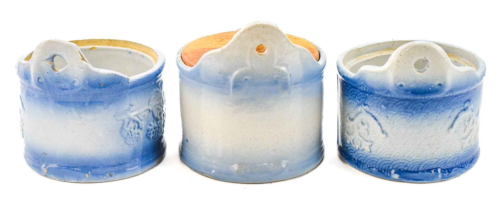 THREE AMERICAN BLUE AND WHITE SALT-GLAZED STONEWARE SALT CROCKS