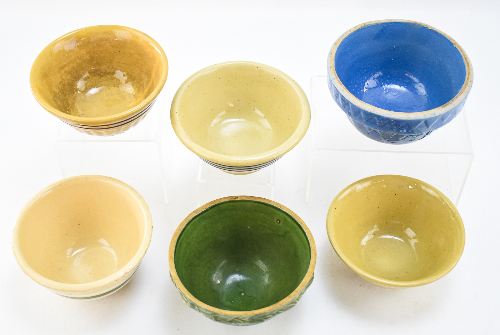 STONEWARE AND YELLOW WARE COLLECTION: 'WINDOWPANE' AND 'BANDED' PATTERNS