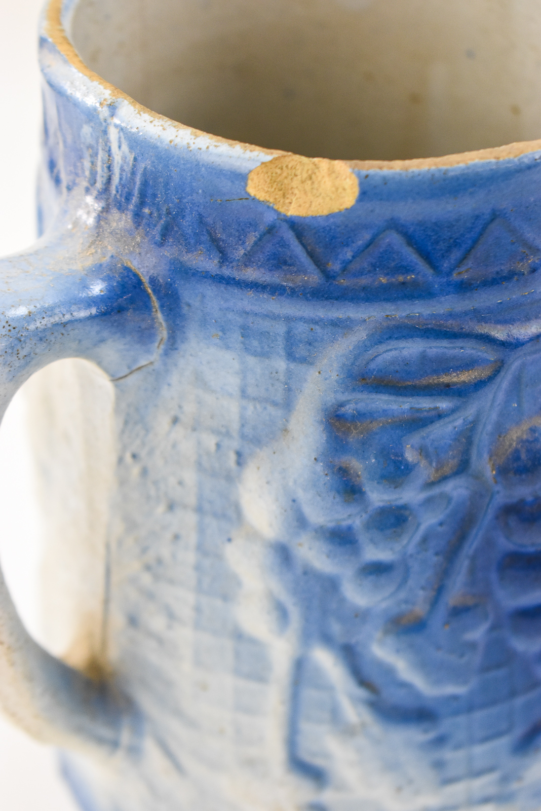 TRIO OF AMERICAN BLUE-AND-WHITE STONEWARE PITCHERS