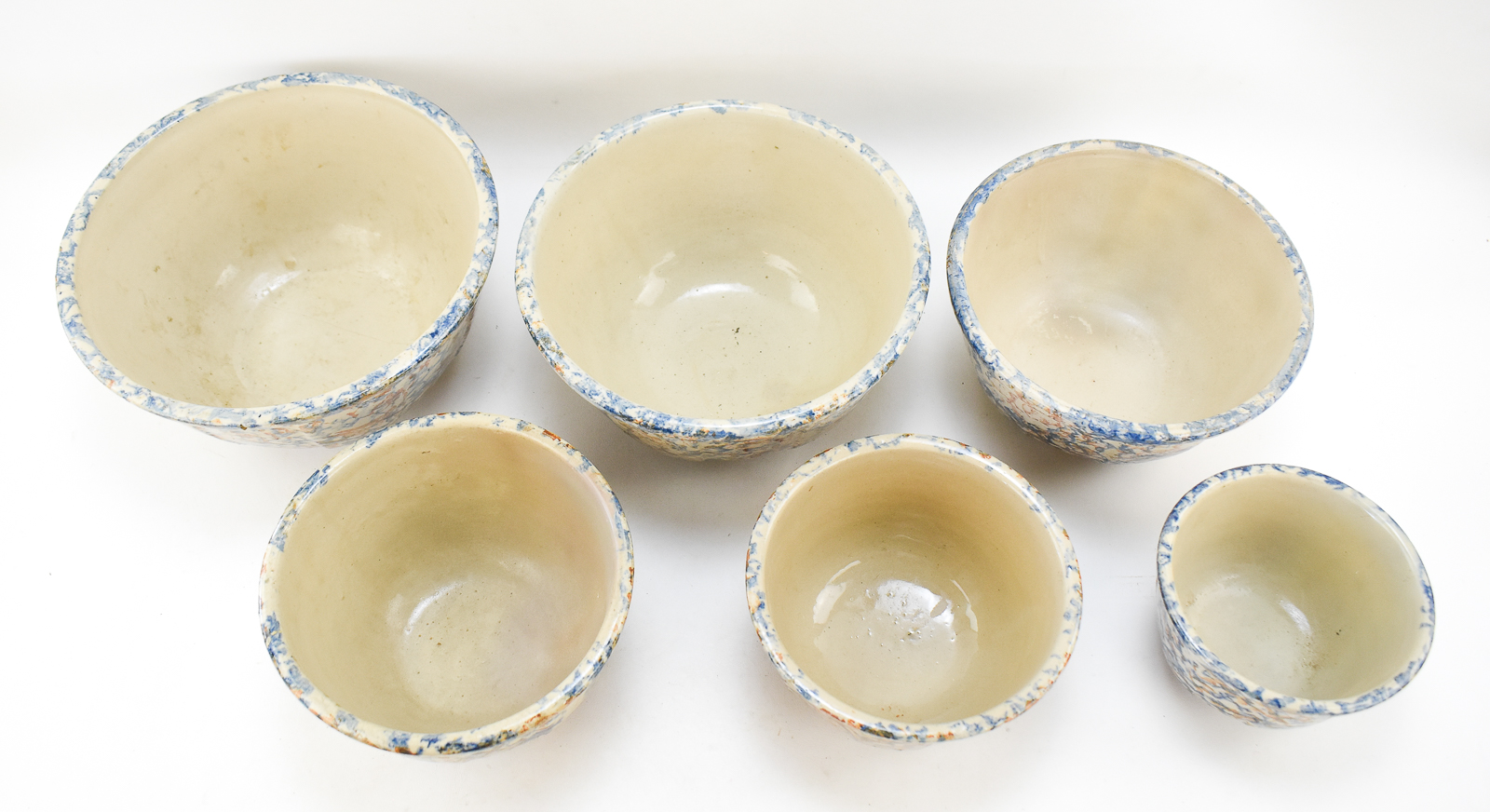RED WING POTTERY (ATTR.) COBALT AND RUST SPONGEWARE MIXING BOWLS