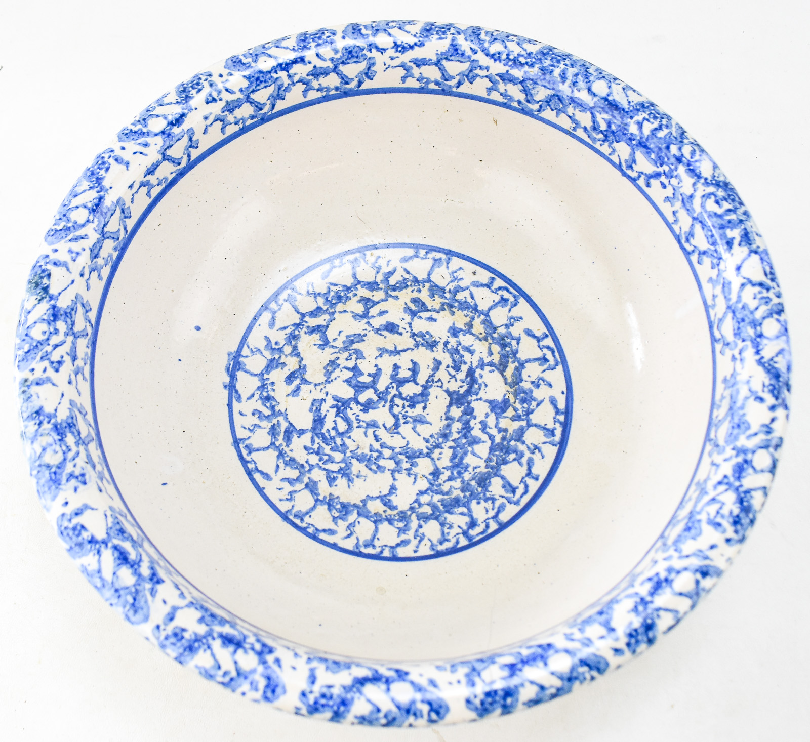 BLUE SPONGEWARE WATER PITCHER AND BASIN