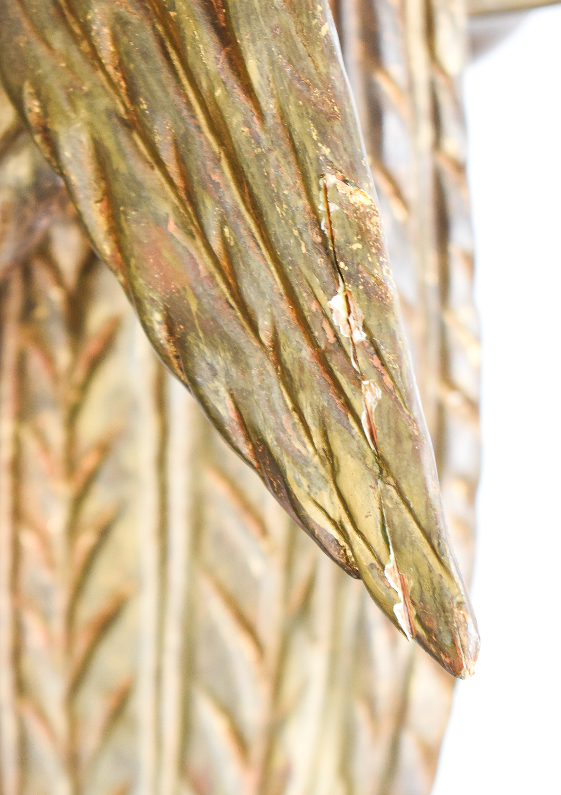GILTWOOD PERCHED EAGLE SCULPTURE