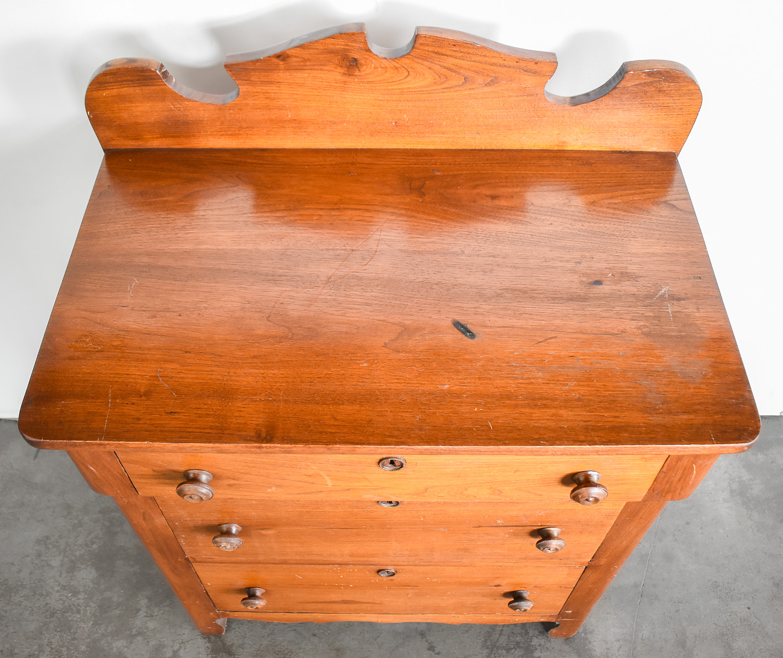 AMERICAN PINE WASHSTAND