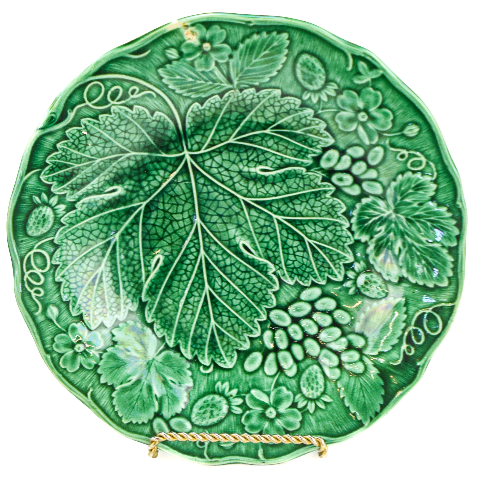 THREE 'VINE AND STRAWBERRY' MAJOLICA PLATES: WEDGWOOD, ETRUSCAN, AND MORE