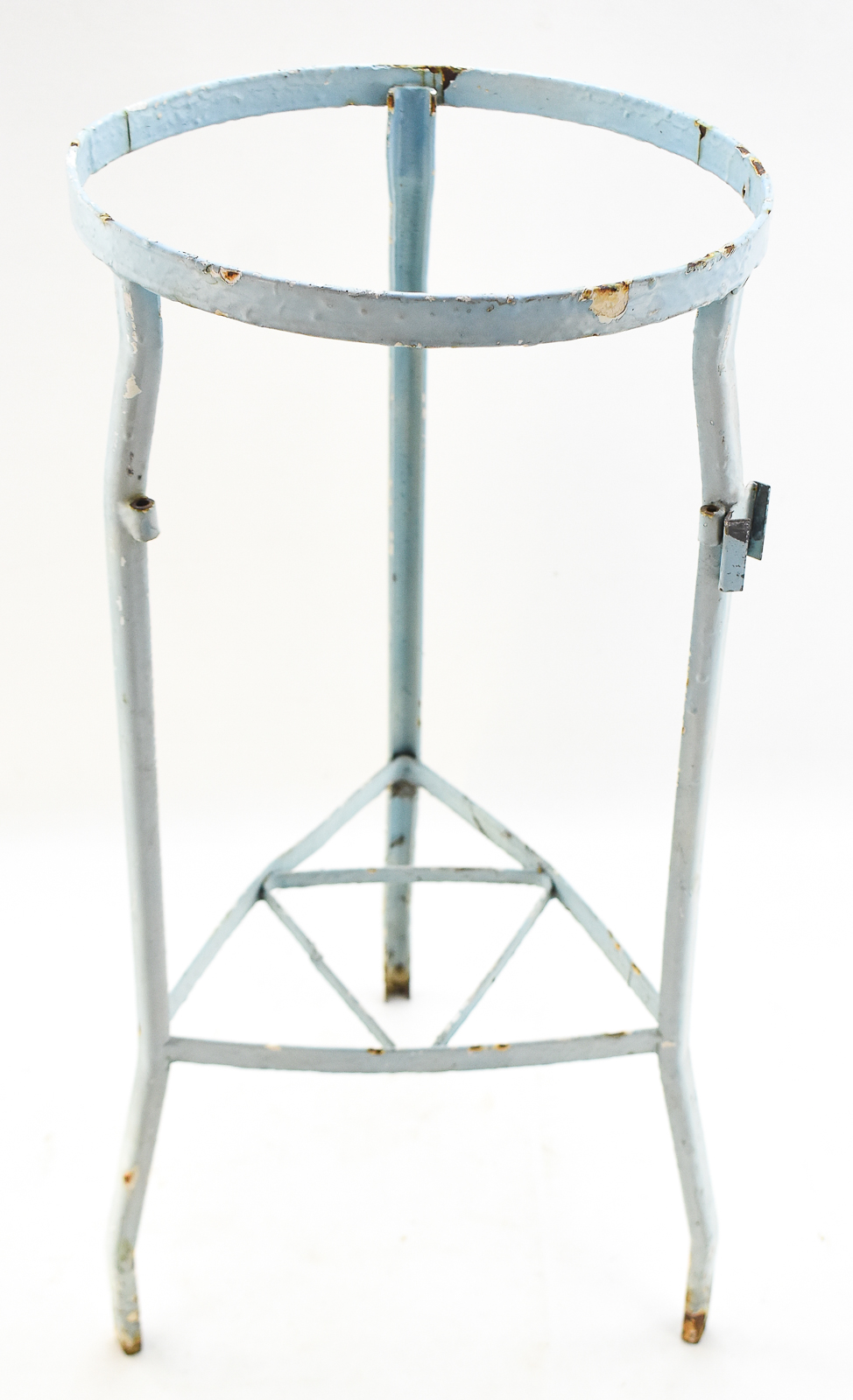 ENAMEL-PAINTED METAL WASH BASIN STAND