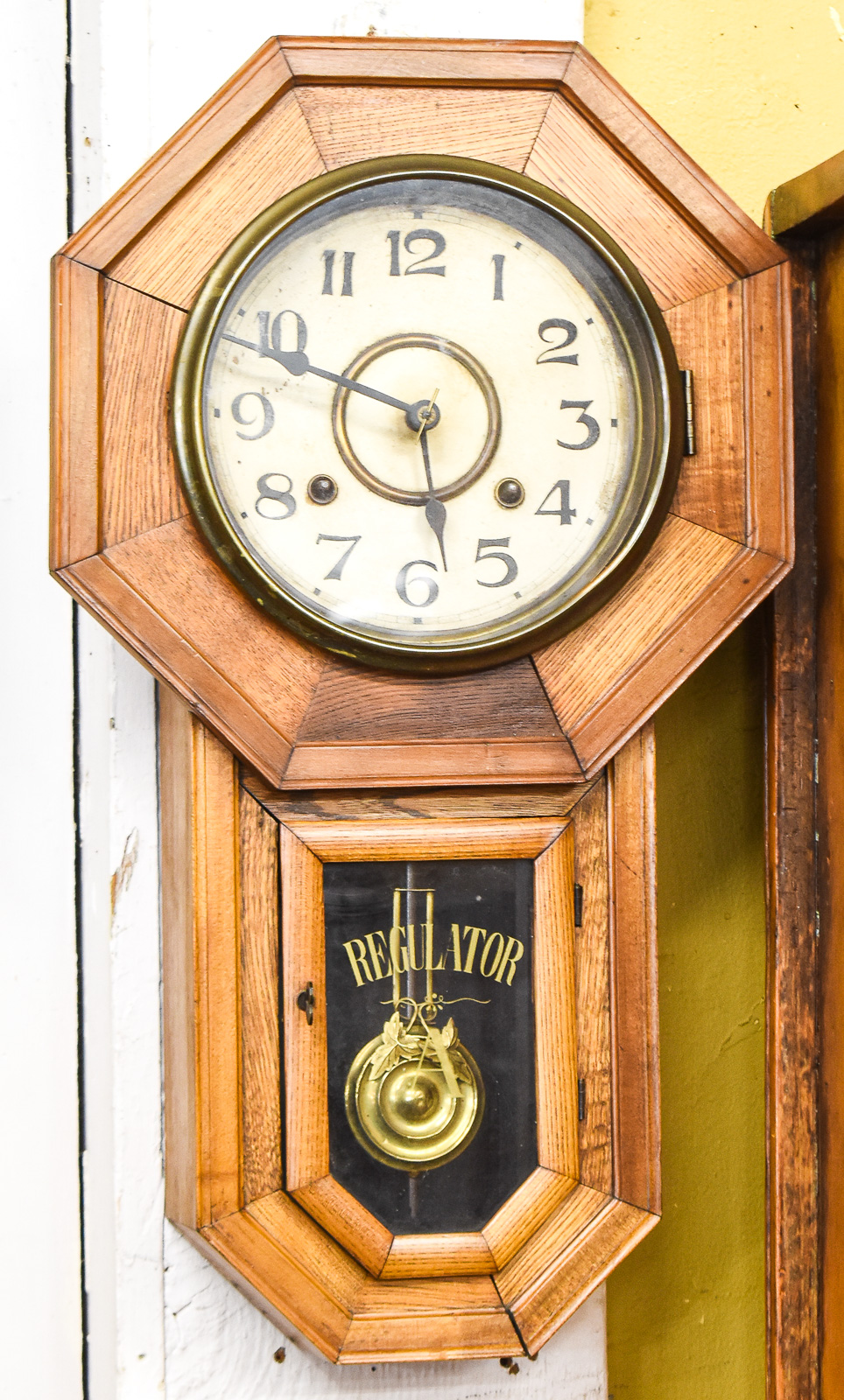 SCHOOLHOUSE STYLE OAK REGULATOR WALL CLOCK