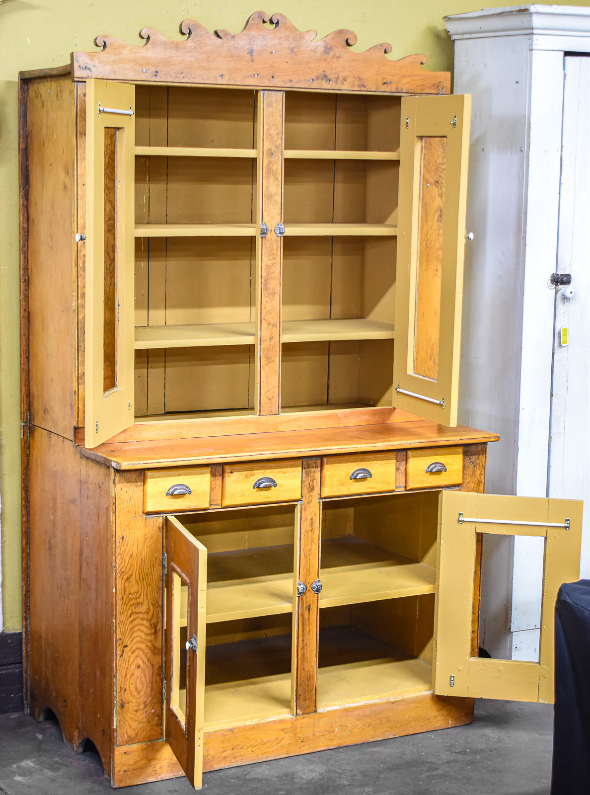 AMERICAN COUNTRY PRIMITIVE STYLE STEP-BACK DOUGLAS FIR CUPBOARD