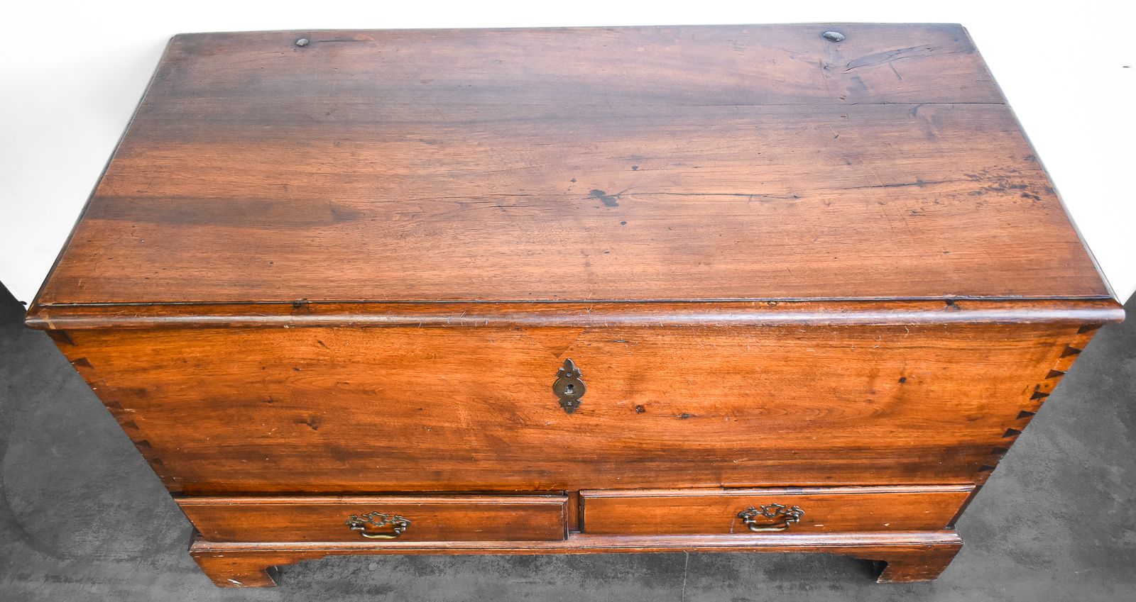 AMERICAN CHIPPENDALE-STYLE BLANKET CHEST