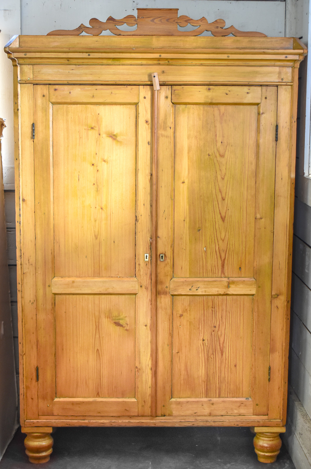 EUROPEAN PINE ARMOIRE