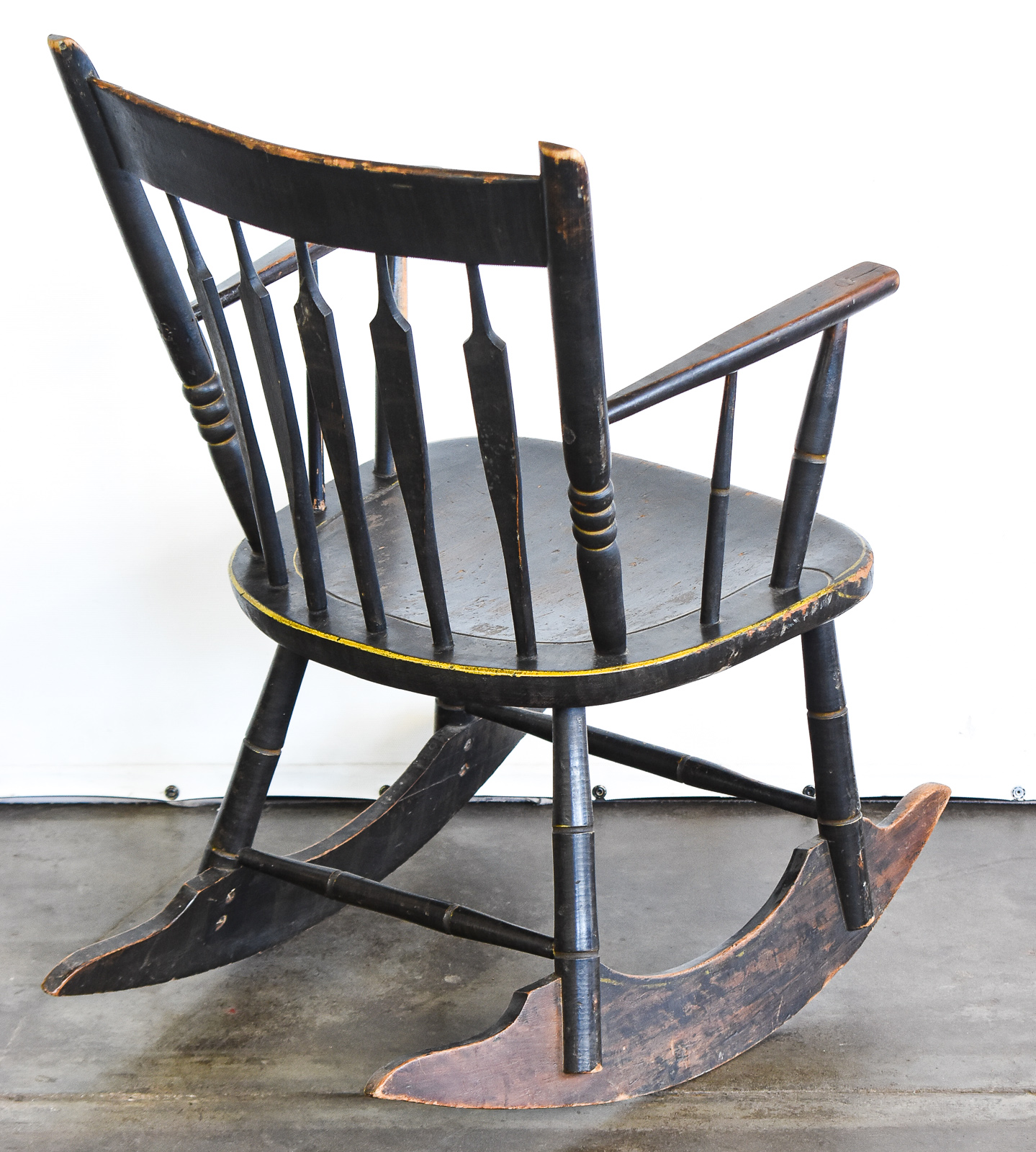 NEW ENGLAND FOLK ART HAND-PAINTED 'BOSTON' STYLE ARROW-BACK ROCKING CHAIR