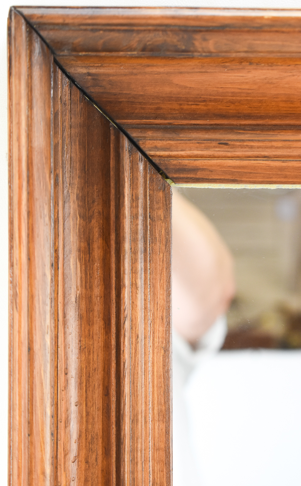 WALNUT WOOD FRAMED RECTANGULAR MIRROR