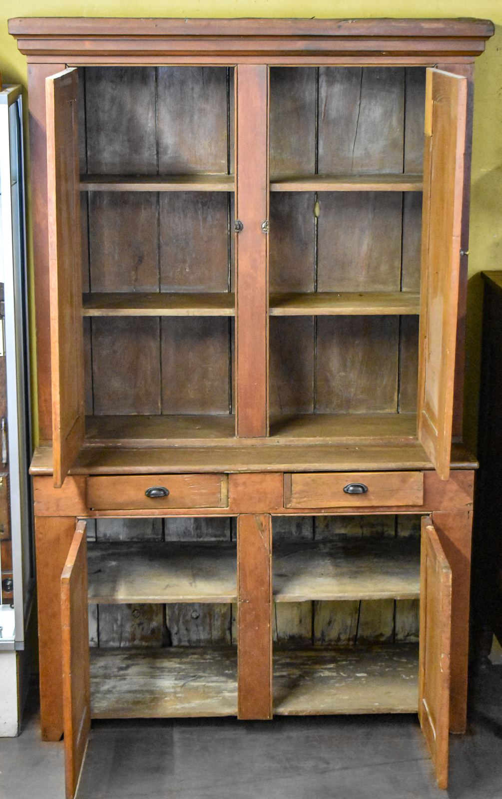 AMERICAN COUNTRY PRIMITIVE-STYLE PINE ONE-PIECE STEP-BACK CUPBOARD